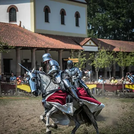 Archeon Middeleeuwse Vakantie Frühstückspension